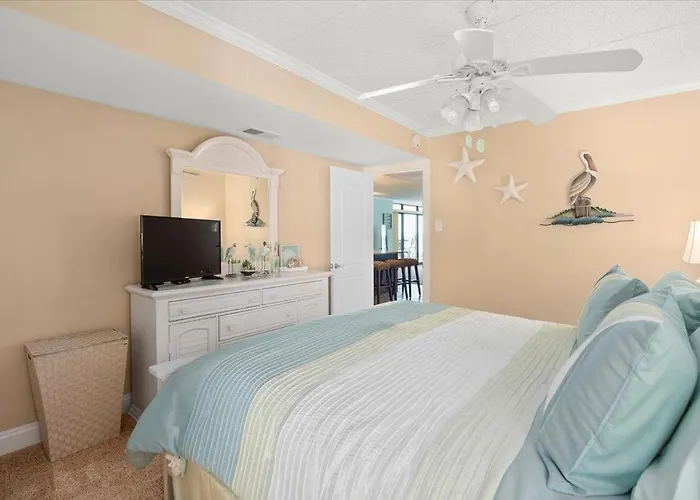 Enjoy The Sunrise On The In 2-bedroom Sea Terrace With Outdoor Pool! *
