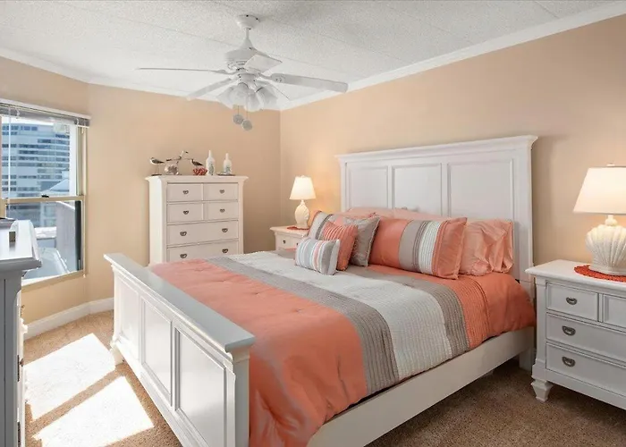 Enjoy The Sunrise On The In 2-bedroom Sea Terrace With Outdoor Pool! *