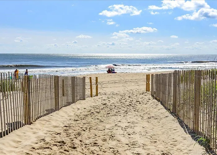 Enjoy The Sunrise On The In 2-bedroom Sea Terrace With Outdoor Pool! Ocean City